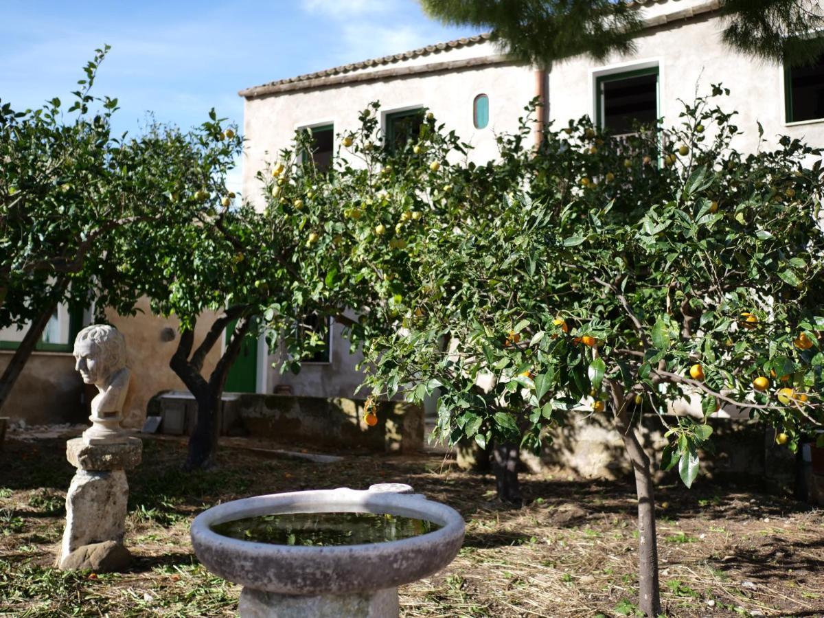 B&B Manca1Fiorino Buseto Palizzolo Εξωτερικό φωτογραφία
