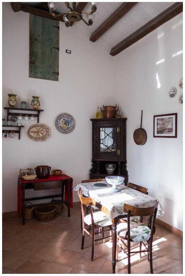 B&B Manca1Fiorino Buseto Palizzolo Εξωτερικό φωτογραφία