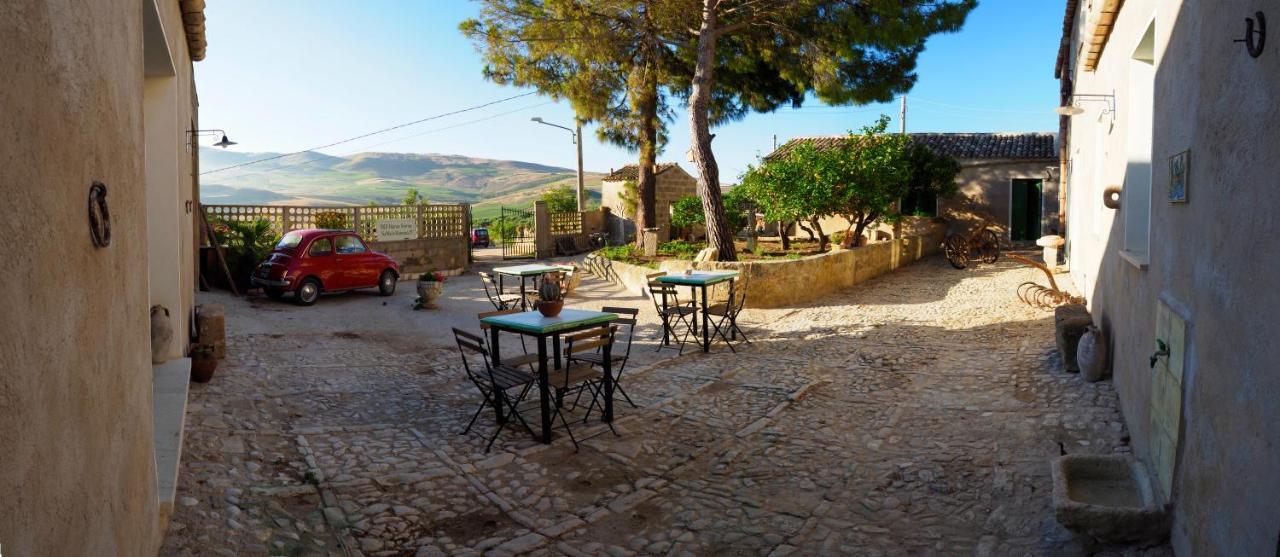 B&B Manca1Fiorino Buseto Palizzolo Εξωτερικό φωτογραφία