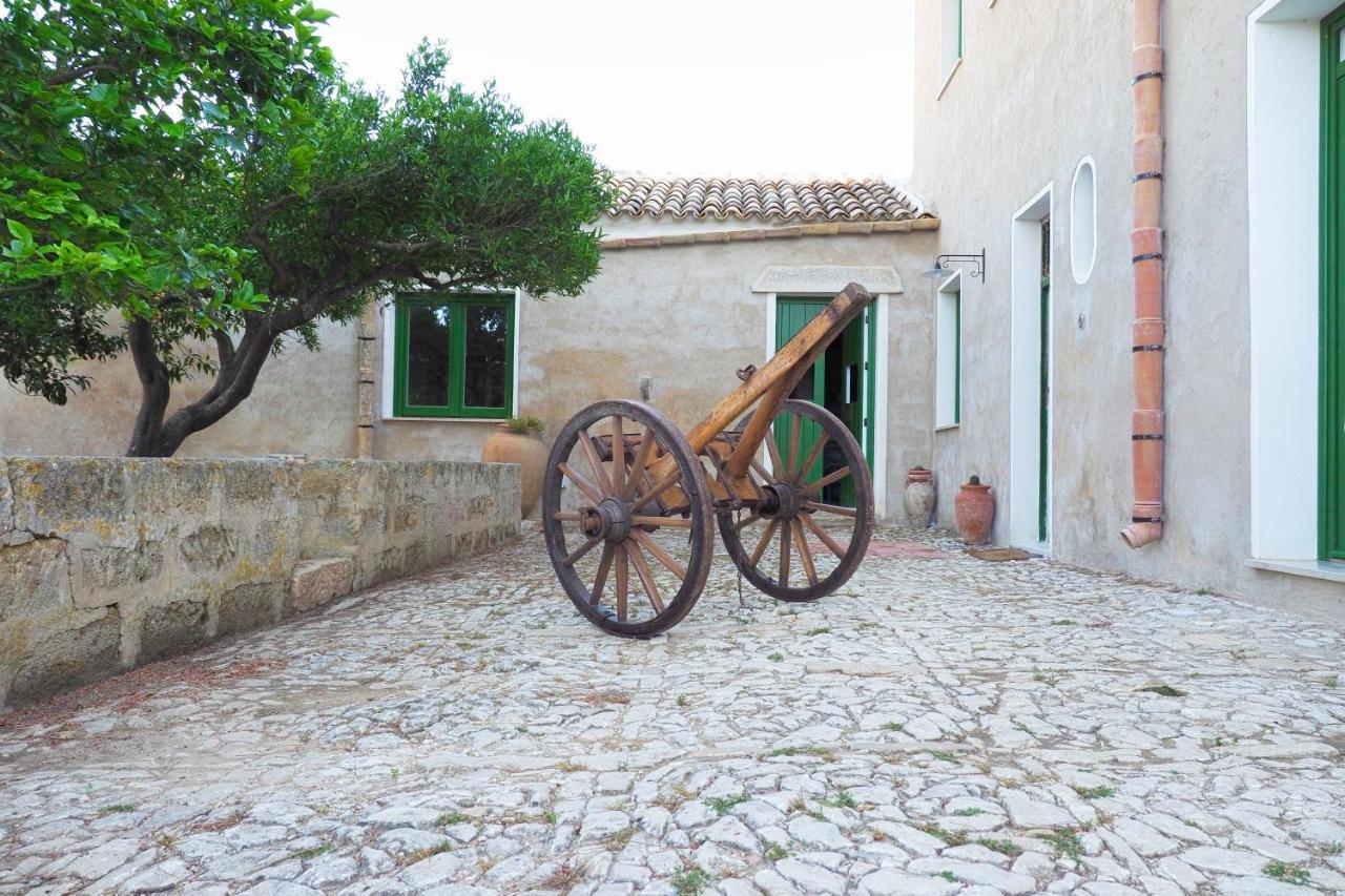 B&B Manca1Fiorino Buseto Palizzolo Εξωτερικό φωτογραφία